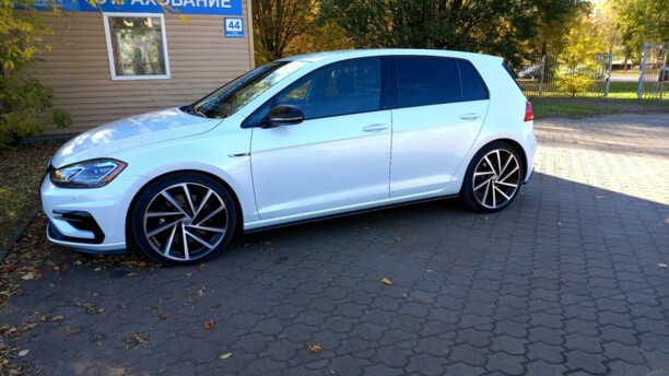Volkswagen Golf R VII · Рестайлинг, 2019 г.