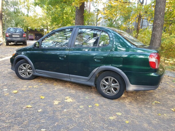 Toyota Echo, 2002 г.
