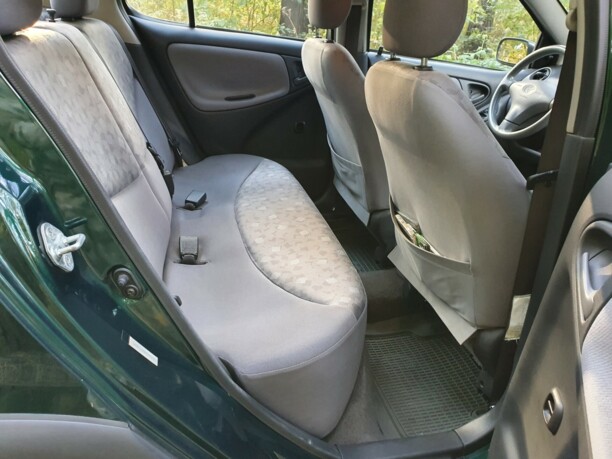 Toyota Echo, 2002 г.