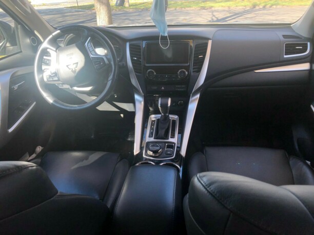 Mitsubishi Pajero Sport III, 2017 г.