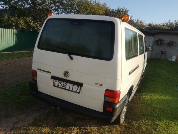 Volkswagen Caravelle T4, 2002 г.