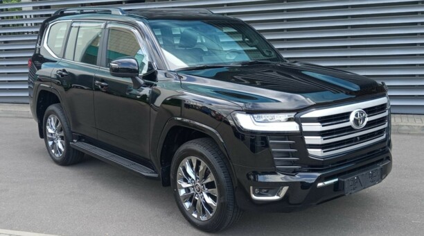 Toyota Land Cruiser J300 , 2021 г.