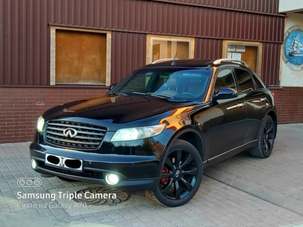 Infiniti FX I, 2003 г.