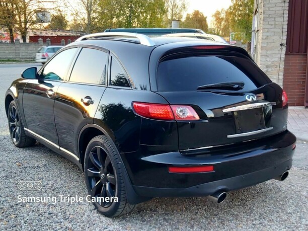 Infiniti FX I, 2003 г.