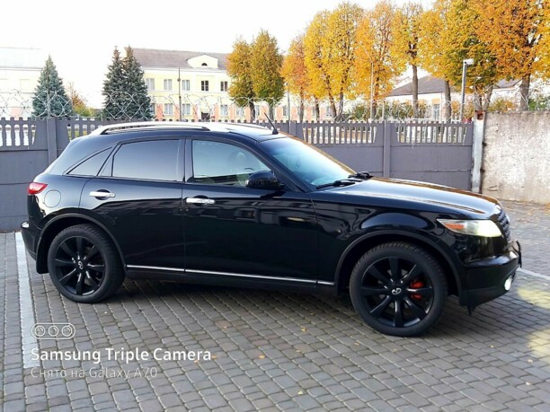 Infiniti FX I, 2003 г.