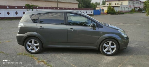 Toyota Corolla Verso II (E121), 7 мест, 2006 г.