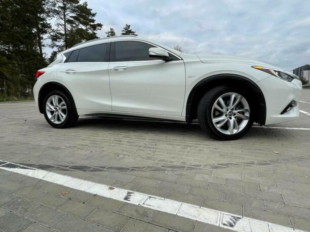 Infiniti QX30, 2017 г.