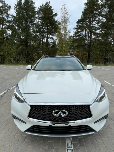 Infiniti QX30, 2017 г.