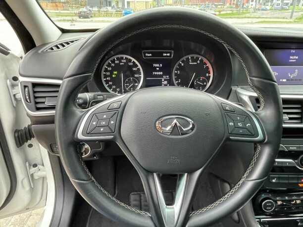 Infiniti QX30, 2017 г.
