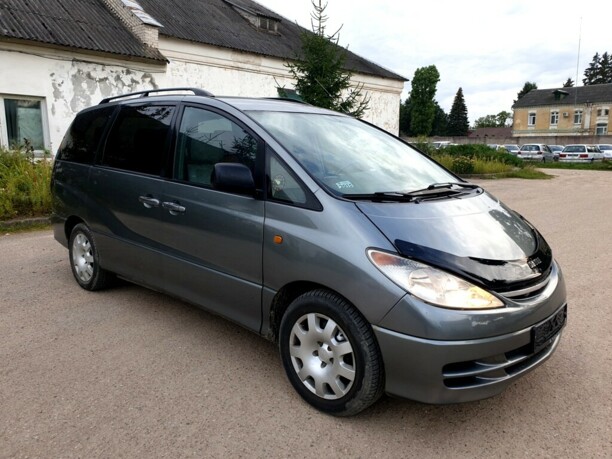 Toyota Previa II (XR30, XR40), 7 мест, 2001 г.