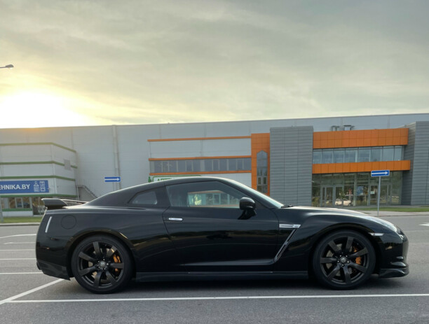 Nissan GT-R R35, 2009 г.