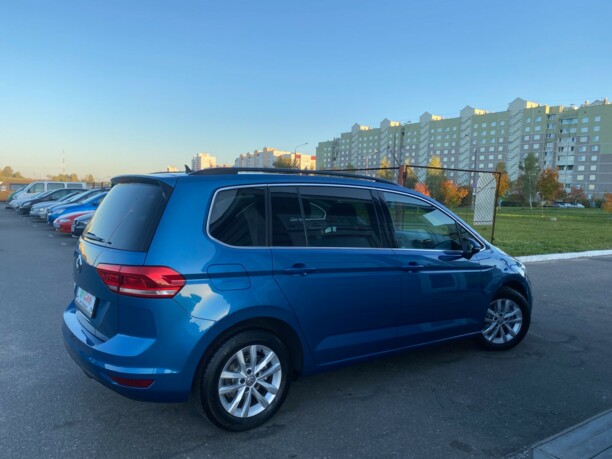 Volkswagen Touran III, 7 мест, 2017 г.