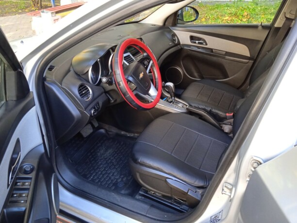 Chevrolet Cruze J300, 2011 г.