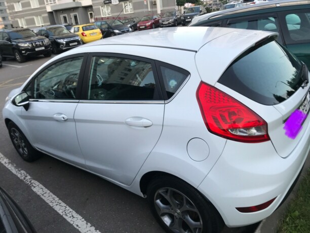 Ford Fiesta VI, 2010 г.