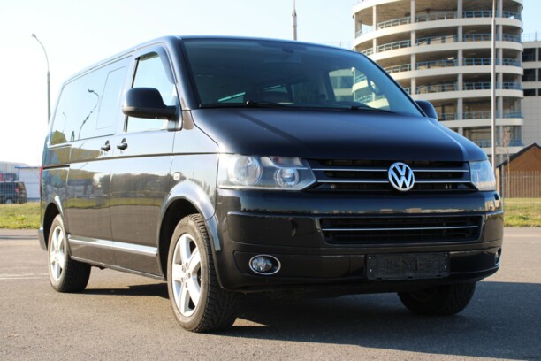 Volkswagen Multivan T5, 2010 г.