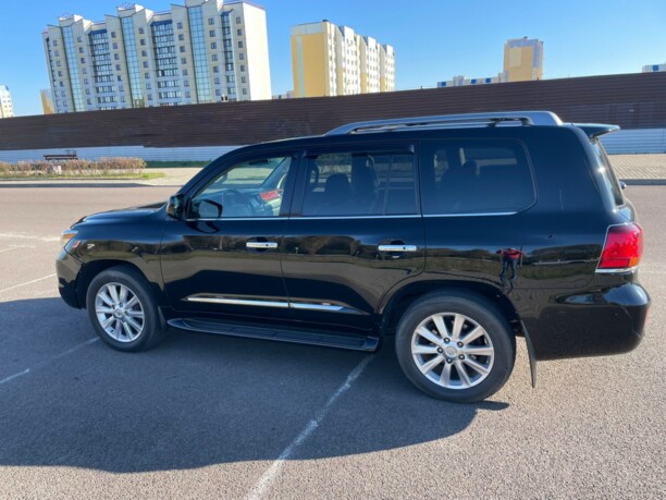 Lexus LX III, 7 мест, 2008 г.