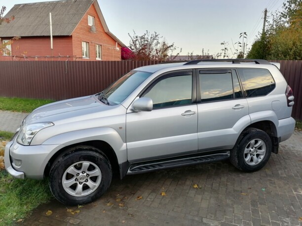 Toyota Land Cruiser Prado J120, 7 мест, 2006 г.