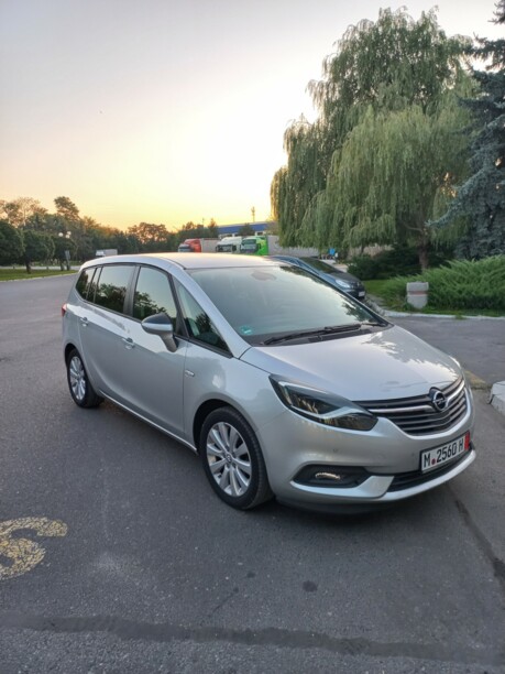 Opel Zafira C · Рестайлинг, 2018 г.