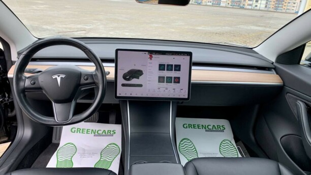 Tesla Model 3, 2018 г.