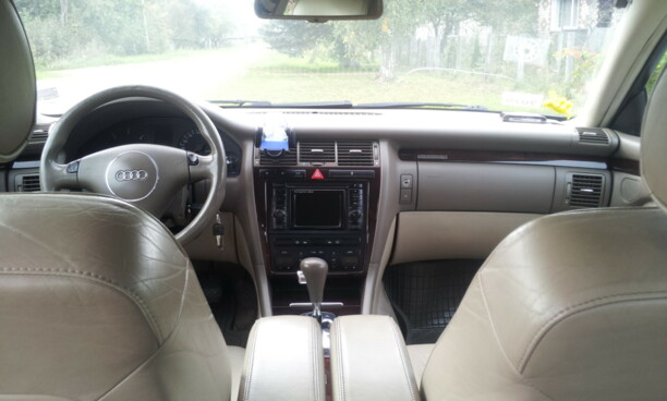 Audi A8 D2, 2001 г.