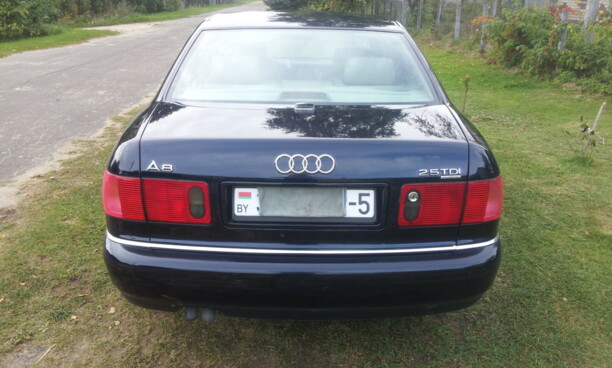 Audi A8 D2, 2001 г.