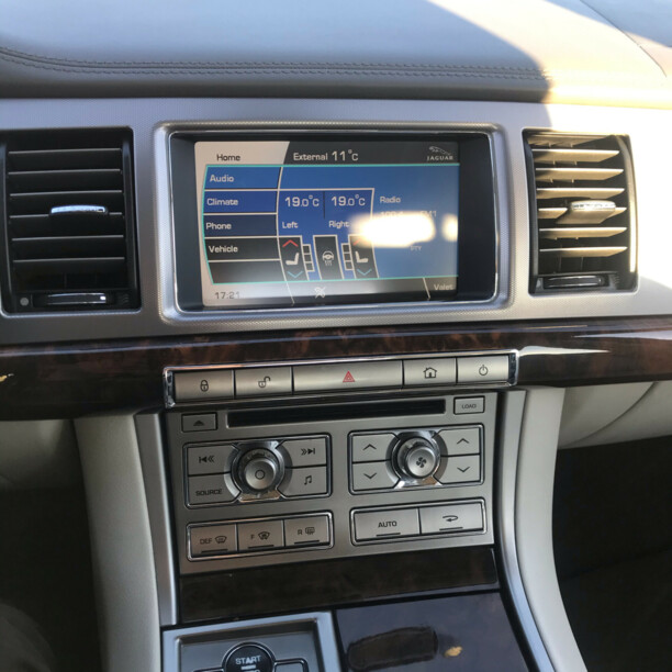 Jaguar XF X250, 2009 г.