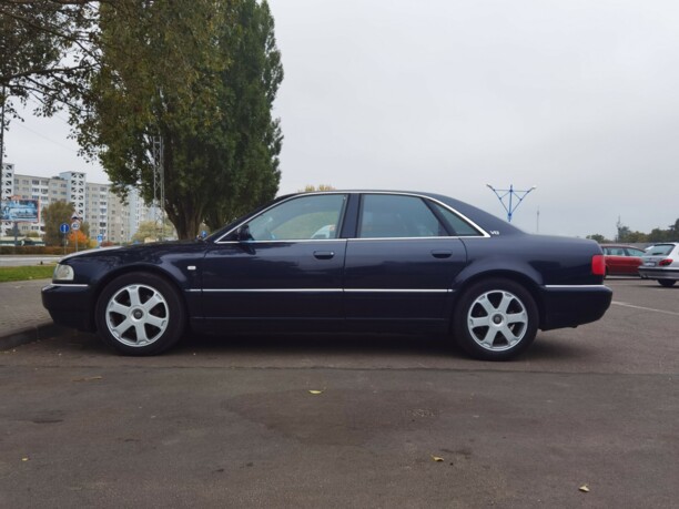 Audi A8 D2, 2000 г.