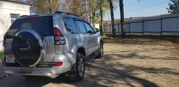 Toyota Land Cruiser Prado J120, 7 мест, 2008 г.