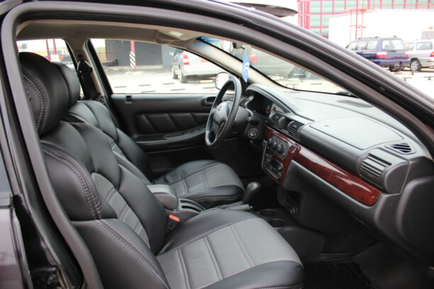 Dodge Stratus II, 2001 г.