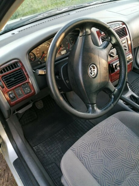 Toyota Avensis I (T220), 1999 г.