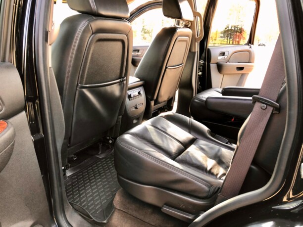 Chevrolet Tahoe GMT900, 7 мест, 2008 г.