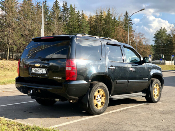 Chevrolet Tahoe GMT900, 7 мест, 2008 г.