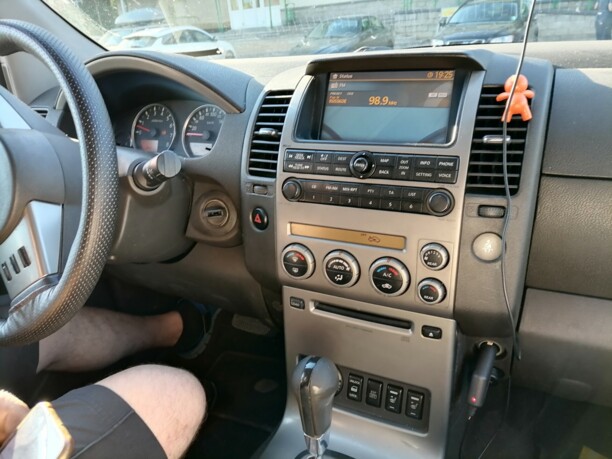 Nissan Pathfinder R51, 7 мест, 2005 г.