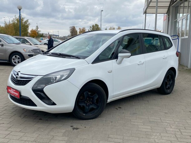 Opel Zafira C, 7 мест, 2012 г.