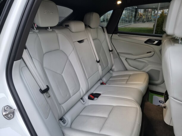 Porsche Macan, 2016 г.