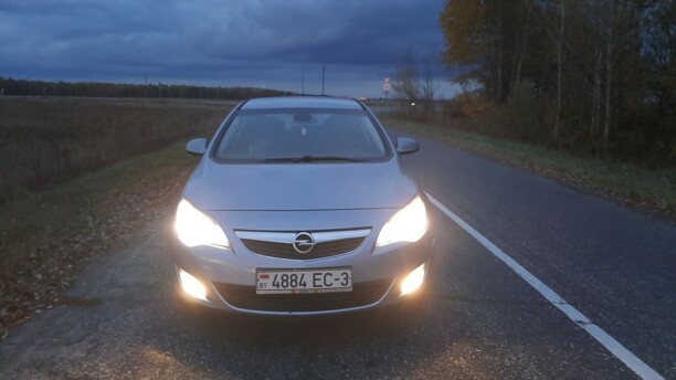 Opel Astra J, 2010 г.
