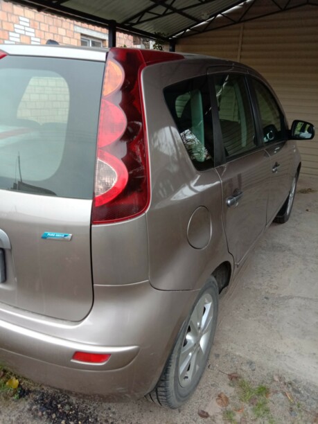 Nissan Note I (E11) · Рестайлинг, 2011 г.