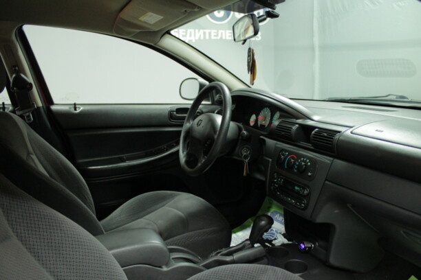 Dodge Stratus II · Рестайлинг, 2004 г.