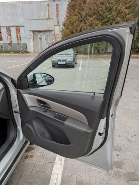 Chevrolet Cruze J300, 2010 г.