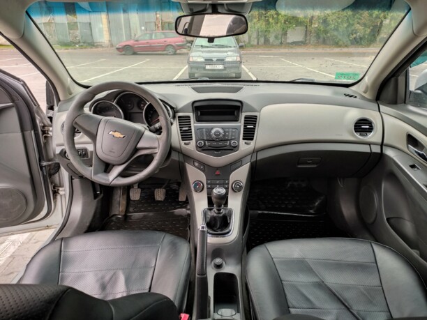 Chevrolet Cruze J300, 2010 г.