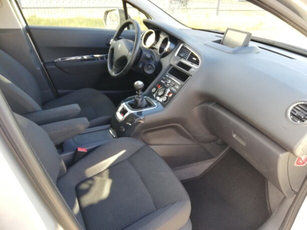 Peugeot 5008 I · Рестайлинг, 2016 г.