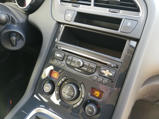 Peugeot 5008 I · Рестайлинг, 2016 г.