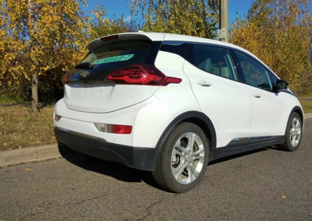 Chevrolet Bolt, 2017 г.