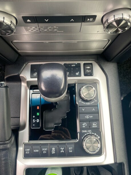 Toyota Land Cruiser J200 · 2-й рестайлинг, 2017 г.