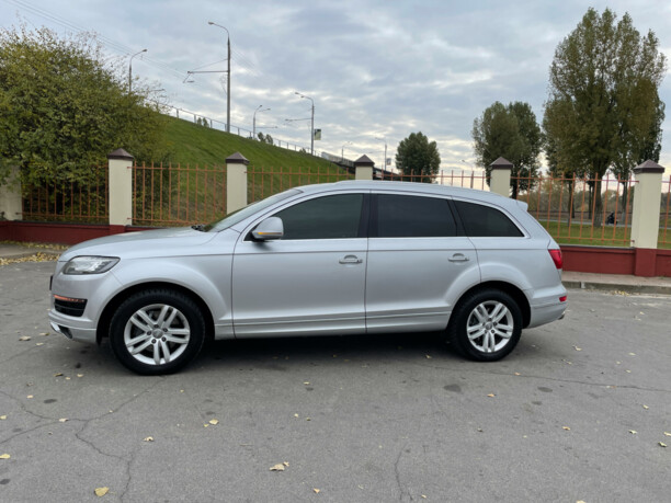 Audi Q7 4L, 7 мест, 2008 г.