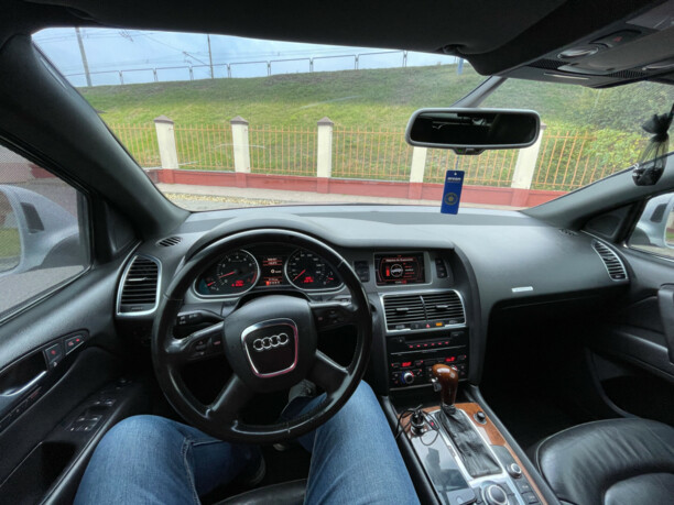 Audi Q7 4L, 7 мест, 2008 г.