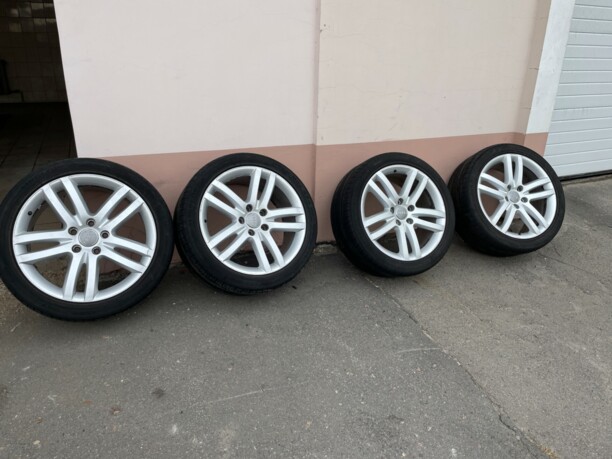 Audi Q7 4L, 7 мест, 2008 г.