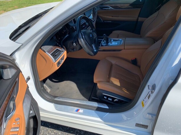 BMW 7 серия G12 (Long), 2016 г.