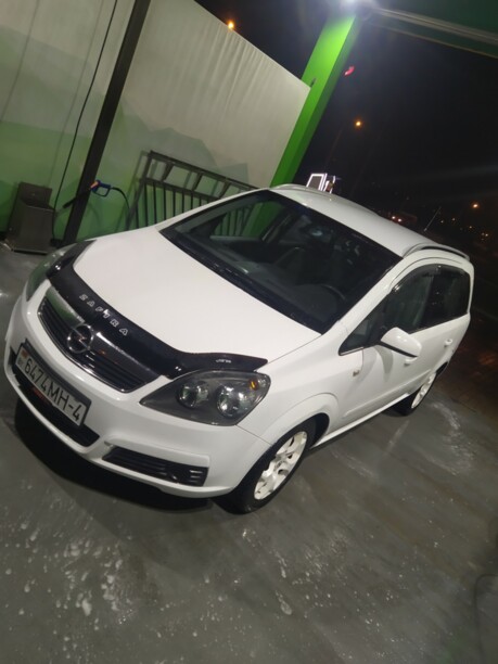 Opel Zafira B, 7 мест, 2005 г.