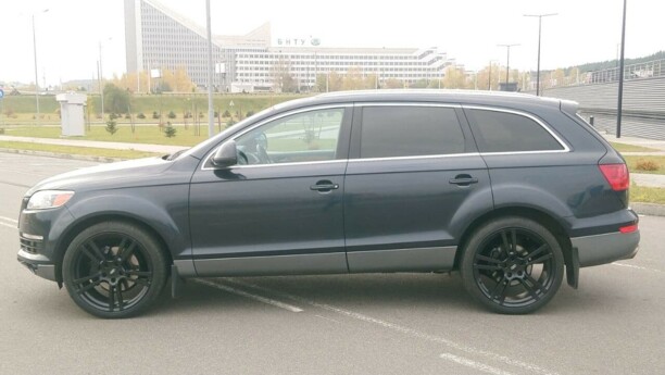 Audi Q7 4L, 7 мест, 2007 г.